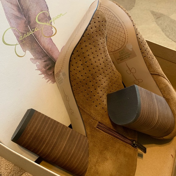 New Jessica Simpson Boots - Picture 6 of 8